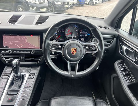 Porsche Macan 3.0 Macan S Semi-Auto 4WD 5dr 18