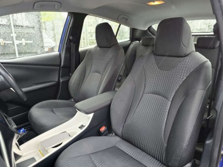 Toyota Prius 1.8 VVT-h Business Edition Plus Hatchback 5dr Petrol Hybrid CVT Euro 6 (s/s 35