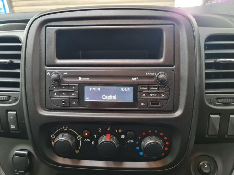 Vauxhall Vivaro Part Camper Conversion 18