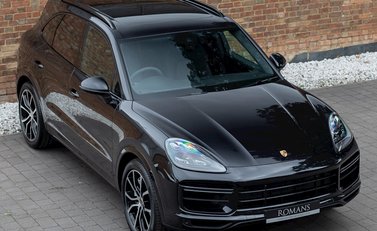 Porsche Cayenne Turbo 8