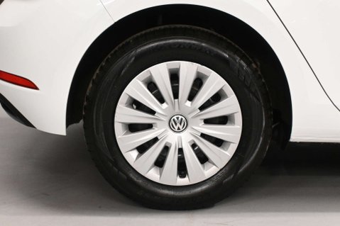 Volkswagen Golf 1.6 Golf S TDI BlueMotion Technology 5dr 21
