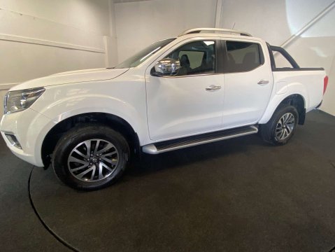 Nissan Navara 2.3 Navara Tekna dCi Auto 4WD 5dr 2