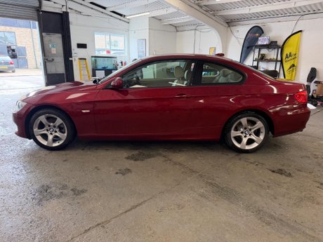 BMW 3 Series 2.0 320i SE Euro 5 (s/s) 2dr 5