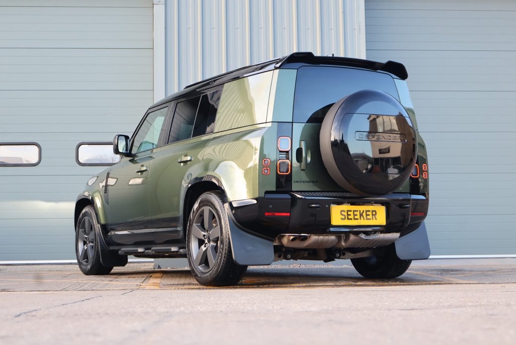 Land Rover Defender 110 2026    HARD TOP X-DYNAMIC 350 HSE seeker styled genuine rear seat fitted 4