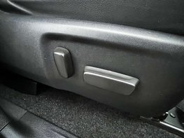 Toyota Hilux 2.8 HI-Luxury Invincible X D-4D 4WD Double Cab Auto 4WD 5dr 58