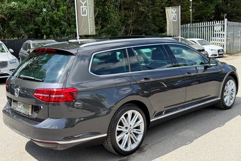 Volkswagen Passat GT TSI EVO DSG - PANORAMIC SUNROOF -19 INCH ALLOYS - ONE OWNER 7