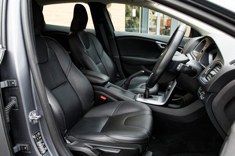 Volvo V40 T2 INSCRIPTION 30