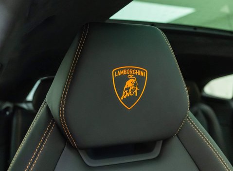 Lamborghini Urus 8