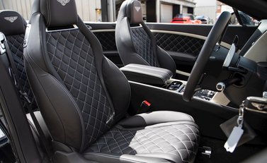 Bentley Continental GT Speed Convertible 14