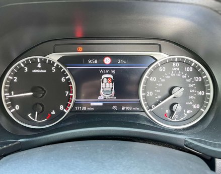 Nissan Juke 1.0 Juke N-Connecta DiG-T 5dr 21