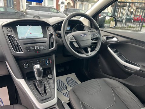Ford Focus 1.0T EcoBoost Zetec Edition Auto Euro 6 (s/s) 5dr 22