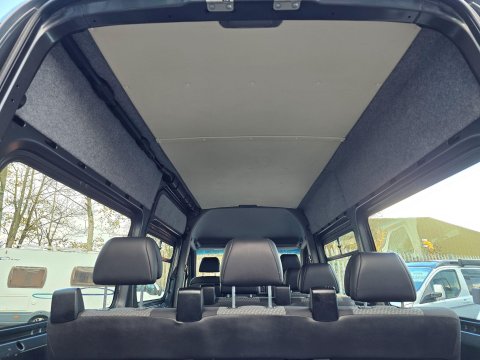 Mercedes-Benz Sprinter 319 CDI MWB 9