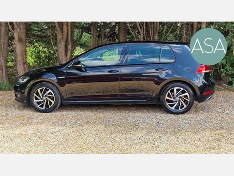Volkswagen Golf 1.5 TSI EVO Match Edition Hatchback 5dr Petrol Manual Euro 6 (s/s) (130 ps) 2