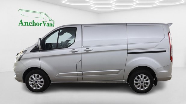 Ford Transit Custom SWB L1H1 Low Roof Limited 300 Air Con Alloys Sensors Cam Tow Bar EURO 6 7