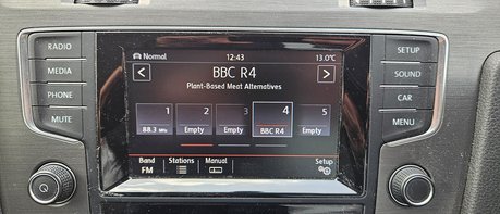 Volkswagen Golf 1.6 SE TDI BLUEMOTION TECHNOLOGY.. FULL HISTORY INC CAMBELT..£20.00 R/TAX. 1