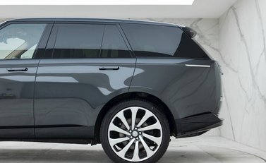 Land Rover Range Rover P530 SV 29