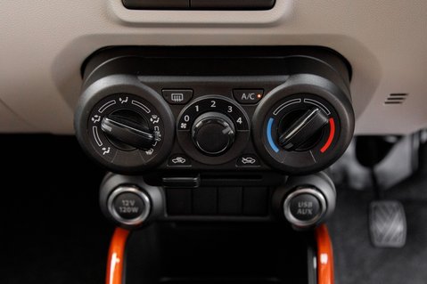 Suzuki Ignis SZ-T DUALJET SHVS MHEV 31