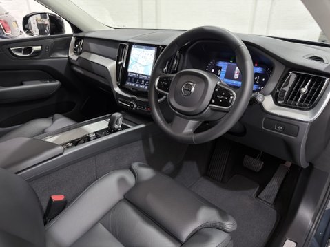 Volvo XC60 B4 PLUS MHEV 47