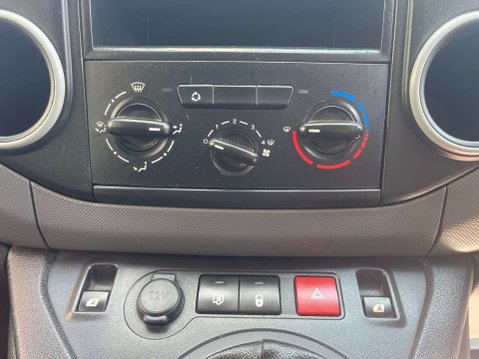 Citroen Berlingo 1.6 Berlingo 725 X Blue HDi 5 SEATER CREW VAN LWB 12
