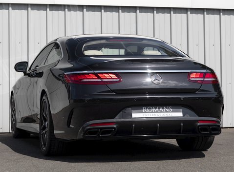 Mercedes-Benz S Class S63 Coupe 3