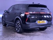 Vauxhall Grandland 1.2 MHEV GS SUV 5dr Petrol Hybrid e-DCT Euro 6 (s/s) (136 ps) Half Leather 6