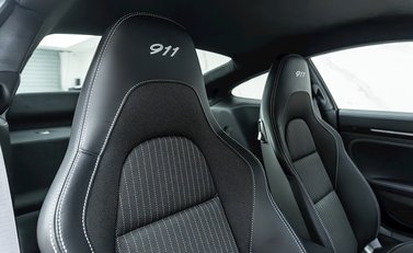 Porsche 911 (991.2) Carrera T 11