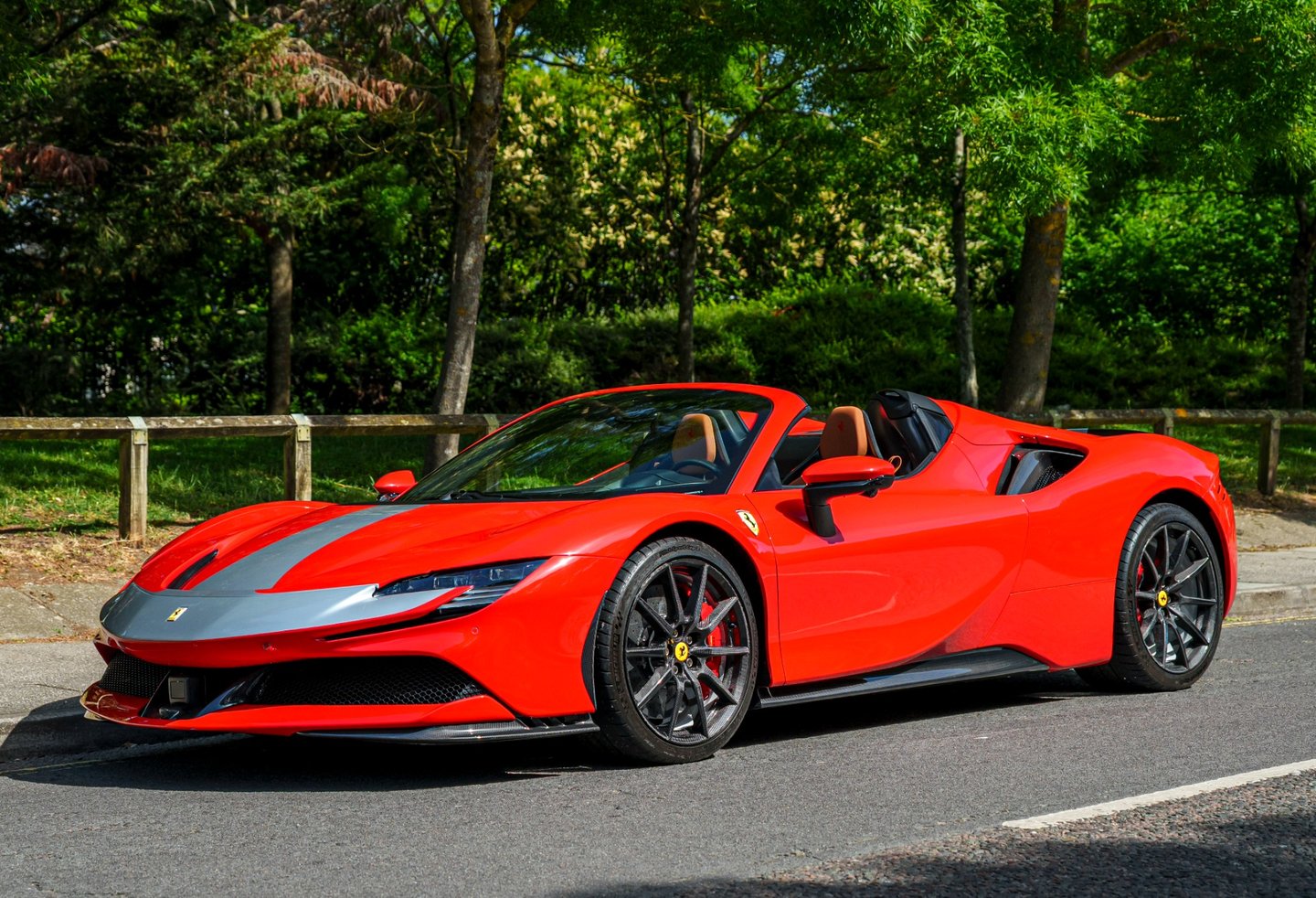 2023 Ferrari SF90 Spider Assett...