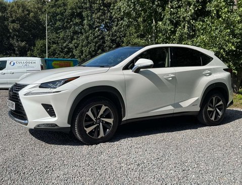 Lexus NX 2.5 NX 300h Takumi CVT 4WD 5dr 11