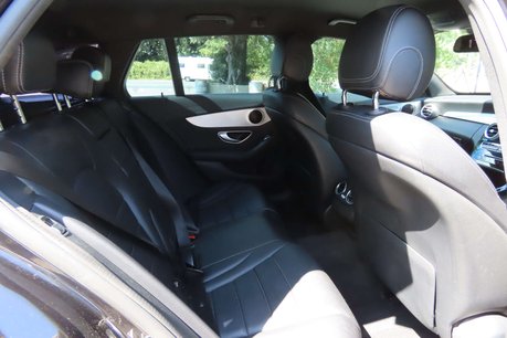 Mercedes-Benz C Class 2.1 C220 BlueTEC AMG Line Estate 5dr Diesel G-Tronic+ Euro 6 (s/s) (170 ps) 10