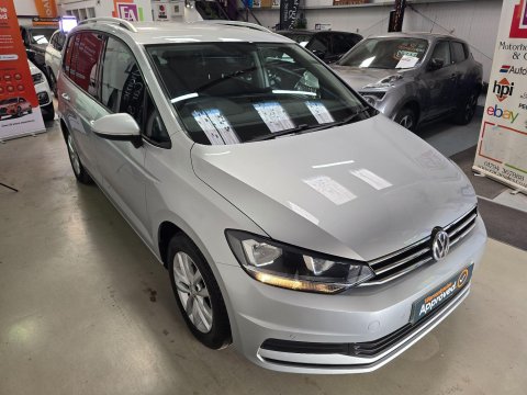 Volkswagen Touran 1.6 TDI BlueMotion Tech SE Euro 6 (s/s) 5dr 15