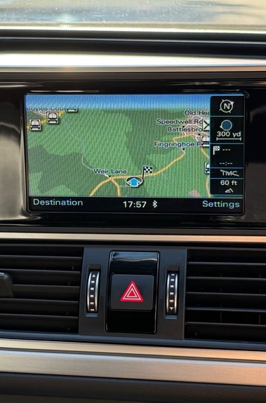 Audi A6 AVANT TDI ULTRA S LINE  - £35 ROAD TAX! - SERVICED AT AUDI 