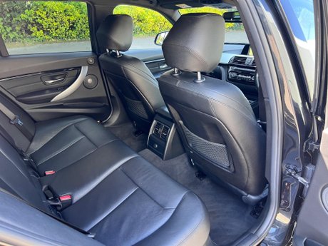 BMW 3 Series 2.0 320i M Sport Touring Auto Euro 6 (s/s) 5dr 31