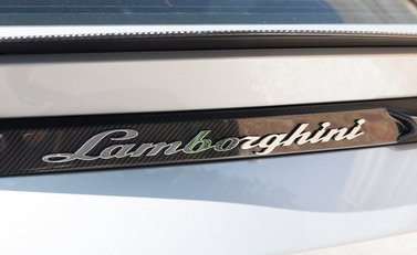 Lamborghini Urus 35