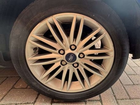 Ford Focus 1.0 Focus Zetec Edition Auto 5dr 30