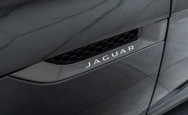 Jaguar F-Type PROJECT 7 31