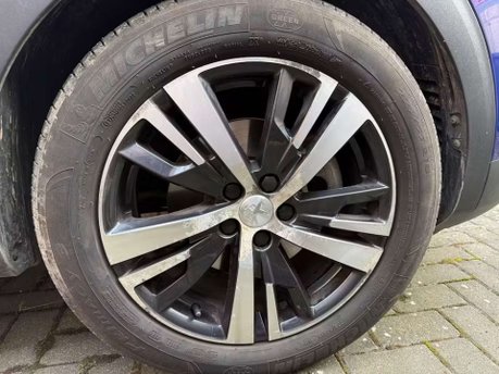 Peugeot 3008 1.2 PureTech GPF Allure SUV 5dr Petrol EAT Euro 6 (s/s) (130 ps) 8