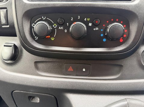 Vauxhall Vivaro 1.6 CDTi 2700 BiTurbo ecoFLEX Panel Van 5dr Diesel Manual L1 H1 Euro 5 (s/s 38