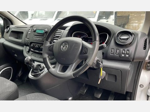 Vauxhall Vivaro 1.6 CDTi 2900 Sportive Panel Van 5dr Diesel Manual L1 H1 Euro 6 (120 ps) 25