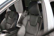 Volvo XC60 2.0 XC60 + B5 MHEV AWD Auto 4WD 5dr 18