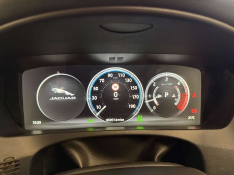 Jaguar F-Pace 3.0 D300 V6 S Auto AWD Euro 6 (s/s) 5dr 33