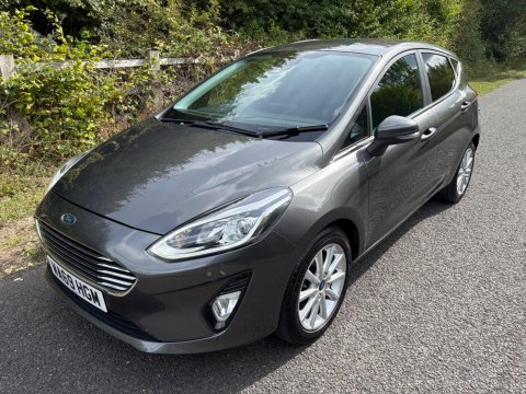 Ford Fiesta TITANIUM 10