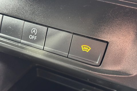 Volkswagen Caddy C20 Tdi Black Edition 29