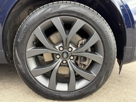 Land Rover Discovery Sport 1.5 P300e 12.2kWh R-Dynamic SE SUV 5dr Petrol Plug-in Hybrid Auto 4WD Euro 13