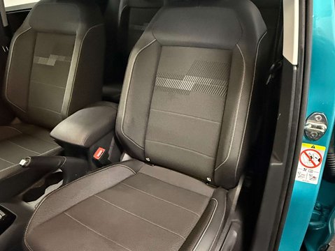 Volkswagen T-Cross 1.0 T-Cross Black Edition TSi 5dr 28