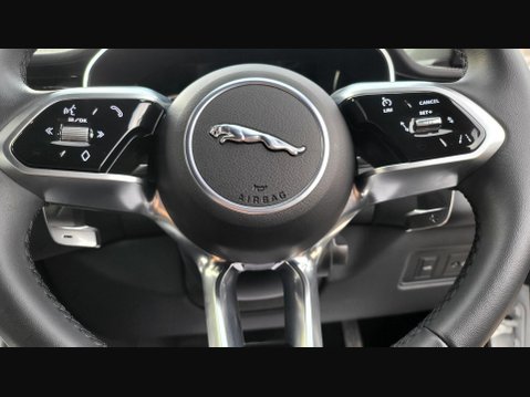 Jaguar XF R-DYNAMIC S 34