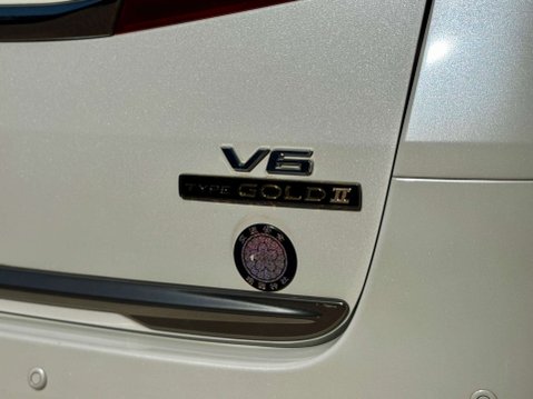 Toyota Alphard TYPE GOLDEN II V6 37