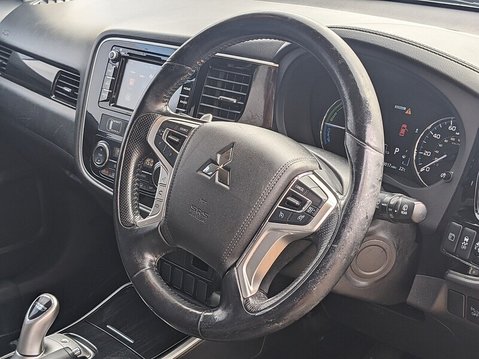 Mitsubishi Outlander h Kotu 15