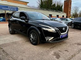 Nissan Qashqai 1.3 Qashqai Acenta Premium DiG-T MHEV 5dr 4