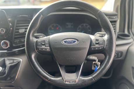 Ford Tourneo Custom 2.0 320 EcoBlue Zetec Minibus Double Cab 5dr Diesel Manual L2 Euro 6 (s/s)  23