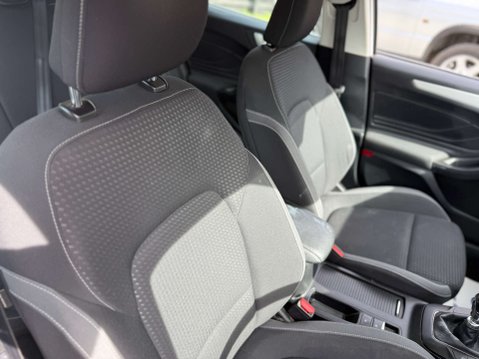 Ford Focus 1.5 EcoBlue Zetec Edition Estate 5dr Diesel Manual Euro 6 (s/s) (120 ps) 64